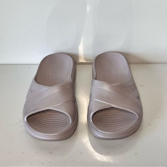 Ryka Refresh Cross-Band Recovery Slide Sandals - Picture 5 of 8